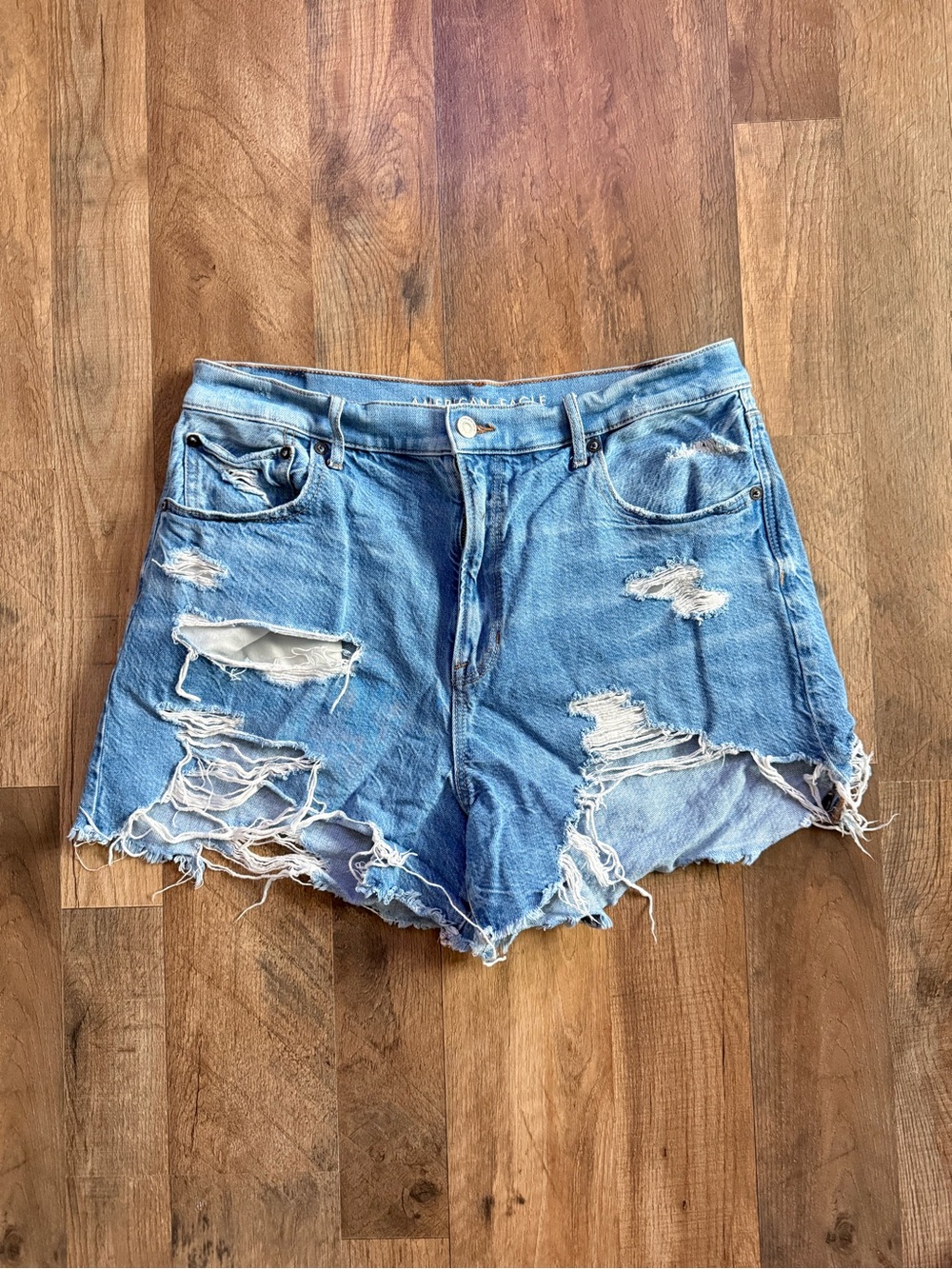 American Eagle Highest Rise 90’s Shorts - 14